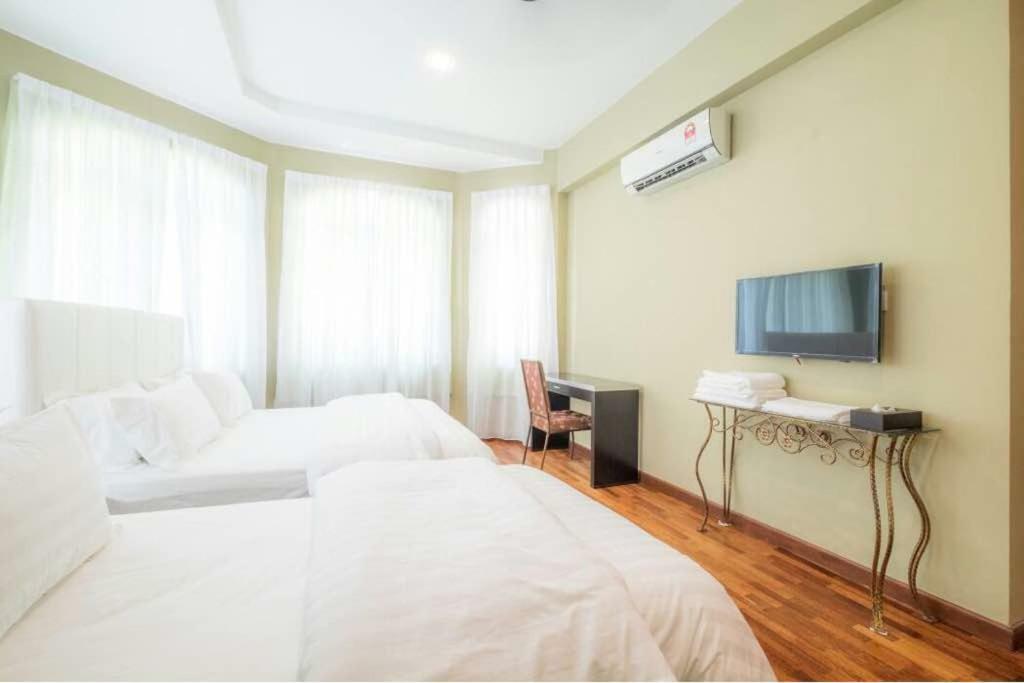 6, Persiaran Tanjung Bunga 3 Vila Batu Ferringhi Exterior foto